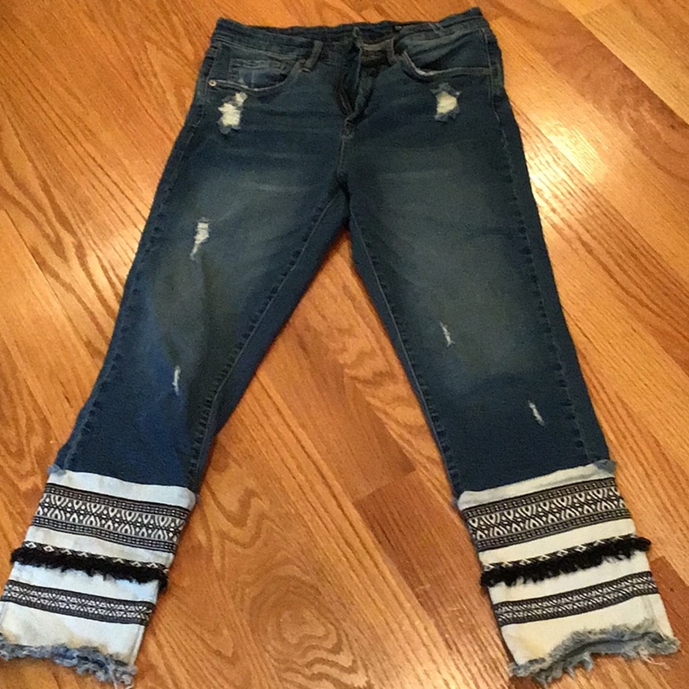 Trimmed jeans